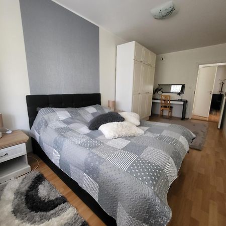 Long Holiday Apartment كوريسارِ المظهر الخارجي الصورة